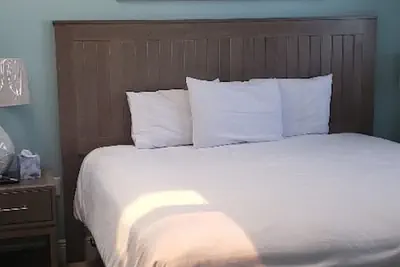 Photo 4 - Rainbow Bend Resort