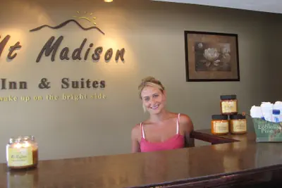 Photo 2 - Mt Madison Inn & Suites