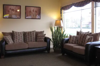 Photo 4 - Mt Madison Inn & Suites