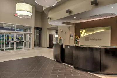Photo 3 - Holiday Inn Oklahoma City North Quail Spgs by IHG