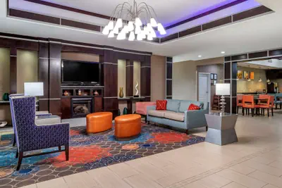 Photo 4 - Comfort Inn & Suites Cleveland TX