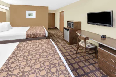 Photo 4 - Microtel Inn & Suites by Wyndham Ozark