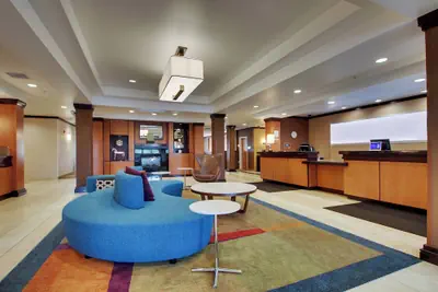 Photo 2 - Fairfield Inn & Suites by Marriott Ottawa Starved Rock Area