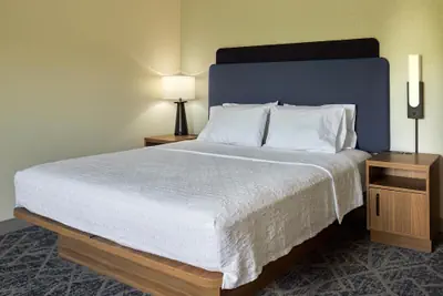 Photo 4 - Hampton Inn & Suites Radcliff - Fort Knox