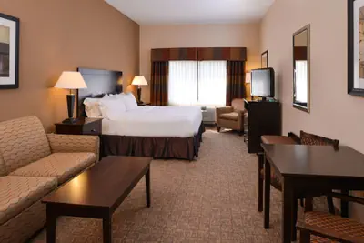 Photo 4 - Holiday Inn Express & Suites Bridgeport by IHG