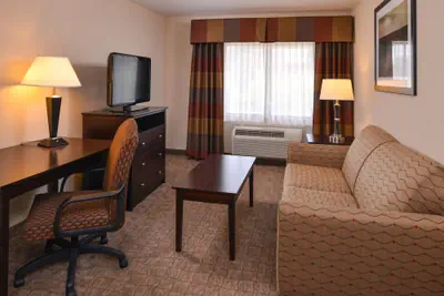 Photo 5 - Holiday Inn Express & Suites Bridgeport by IHG