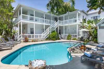 Photo 2 - Paradise Inn Key West - Adults Only