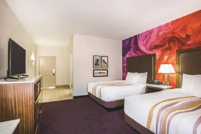 Photo 5 - La Quinta Inn & Suites by Wyndham Chambersburg