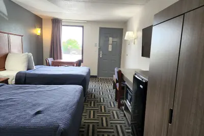 Photo 5 - Drakes Creek Inn