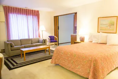 Photo 5 - The Ridge Hotel Portage