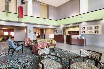 Photo 5 - Comfort Suites Greenville
