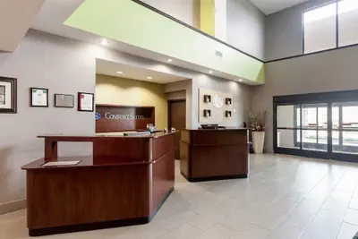 Photo 3 - Comfort Suites Greenville