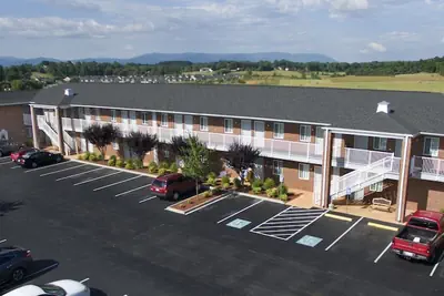 Photo 2 - Affordable Suites of America Waynesboro