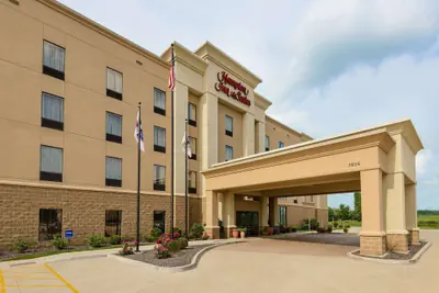 Photo 2 - Hampton Inn & Suites Peoria at Grand Prairie, IL