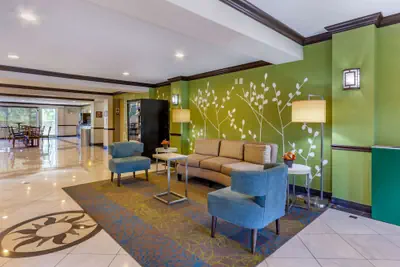 Photo 4 - Sleep Inn & Suites Jacksonville West