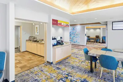 Photo 4 - TownePlace Suites by Marriott Farmington