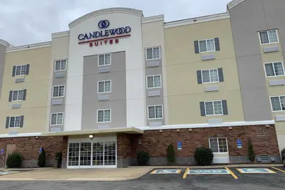 Photo 2 - Candlewood Suites Jonesboro by IHG
