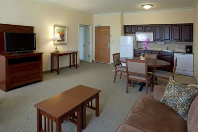Photo 5 - Staybridge Suites San Antonio Sea World by IHG