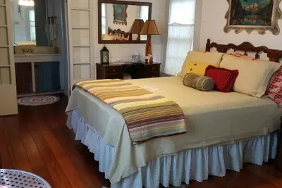 Photo 3 - The Carriage House B&B