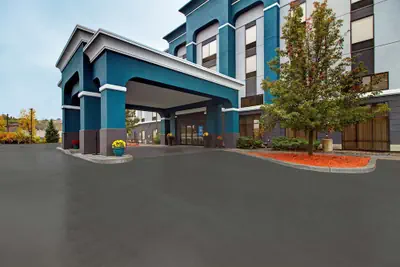 Photo 2 - Hampton Inn & Suites Syracuse Dewitt