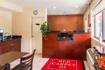 Photo 2 - Red Carpet Inn Norwalk