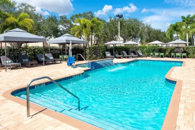Photo 2 - Hampton Inn & Suites Sarasota/Lakewood Ranch