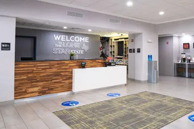 Photo 3 - Hampton Inn & Suites Dallas/Lewisville-Vista Ridge Mall, TX
