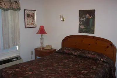 Photo 2 - Budget Inn Frackville