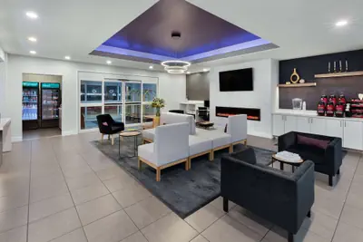 Photo 5 - La Quinta Inn & Suites by Wyndham Austin - Cedar Park