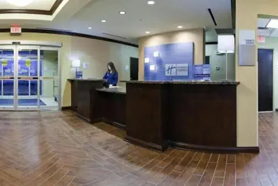 Photo 3 - Holiday Inn Express Hotel & Suites Richwood-Cincinnati South by IHG