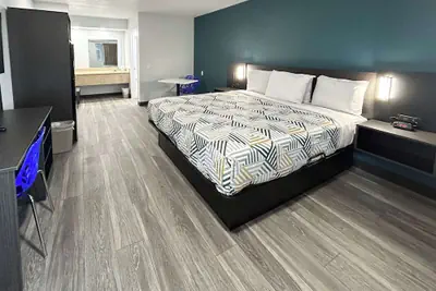 Photo 4 - Value Stay Inn Extended Stay Bakersfield