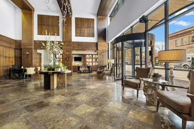 Photo 4 - The Oxford Hotel Bend