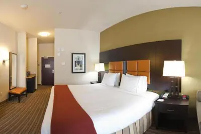 Photo 5 - Holiday Inn Express Hotel & Suites DALLAS WEST by IHG