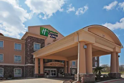 Photo 2 - Holiday Inn Express Hotel & Suites JACKSONVILLE by IHG