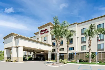 Photo 2 - Hampton Inn & Suites Bakersfield/Hwy 58, CA