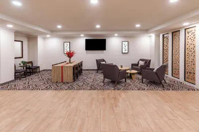 Photo 2 - Candlewood Suites Georgetown by IHG