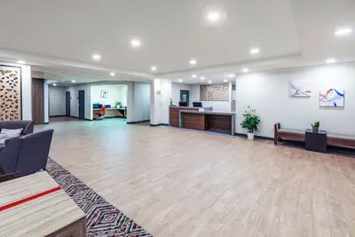 Photo 3 - Candlewood Suites Georgetown by IHG