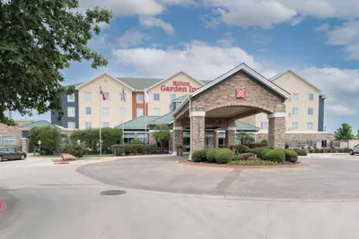 Photo 2 - Hilton Garden Inn New Braunfels