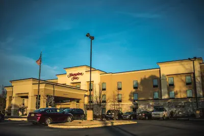 Photo 2 - Hampton Inn Monticello