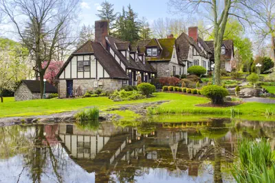 Photo 2 - Hillbrook Inn