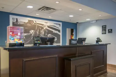 Photo 3 - Hampton Inn & Suites Baton Rouge/Port Allen