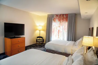 Photo 5 - Fairfield Inn & Suites by Marriott Lewisburg