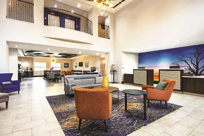 Photo 3 - La Quinta Inn & Suites by Wyndham McKinney