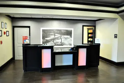 Photo 3 - Hampton Inn & Suites Bay City, TX