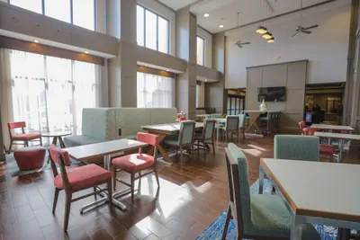 Photo 2 - Hampton Inn & Suites Bay City, TX