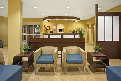 Photo 3 - Microtel Inn & Suites by Wyndham Cartersville
