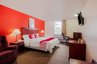 Photo 2 - OYO Hotel Morton/East Peoria I-74