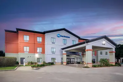Photo 2 - Best Western Carthage Inn & Suites