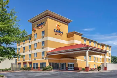 Photo 2 - Comfort Suites Florence Shoals Area