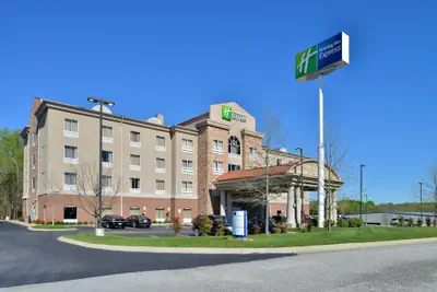 Photo 2 - Holiday Inn Express Columbia by IHG